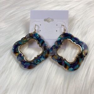 New fashion earrings. Beautiful color and shape